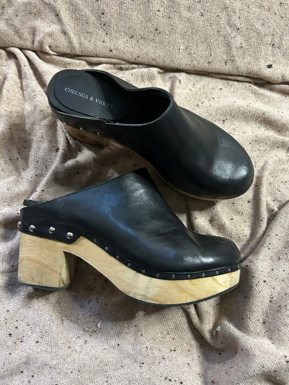 Chelsea & Violet Black Leather Wood Heel Clogs Women’s 10 Boho Retro